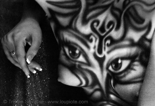 airbrush bodypaint