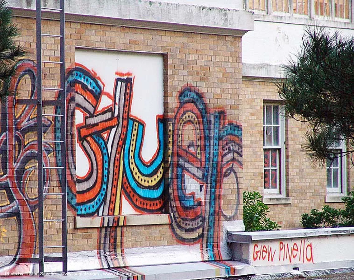 graffiti-giew-pinella - abandoned hospital (presidio, san francisco) - phsh, abandoned building, decay, presidio hospital, presidio landmark apartments, trespassing, urban exploration, stock photo