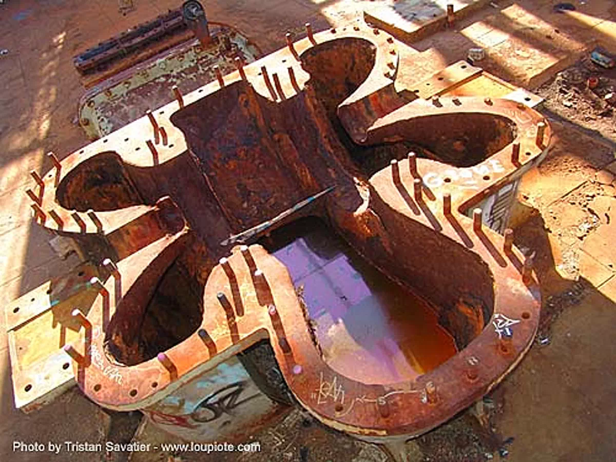 giant turbine manifold, abandoned, decay, industrial, power plant, power station, trespassing, urban exploration