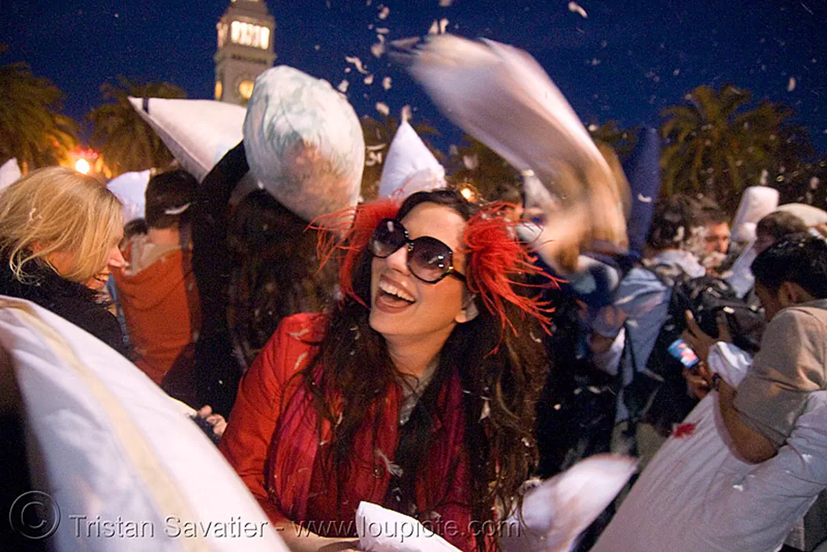 the great san francisco pillow fight 2008 - diana furka, down feathers, night, pillow fight club, pillows, world pillow fight day