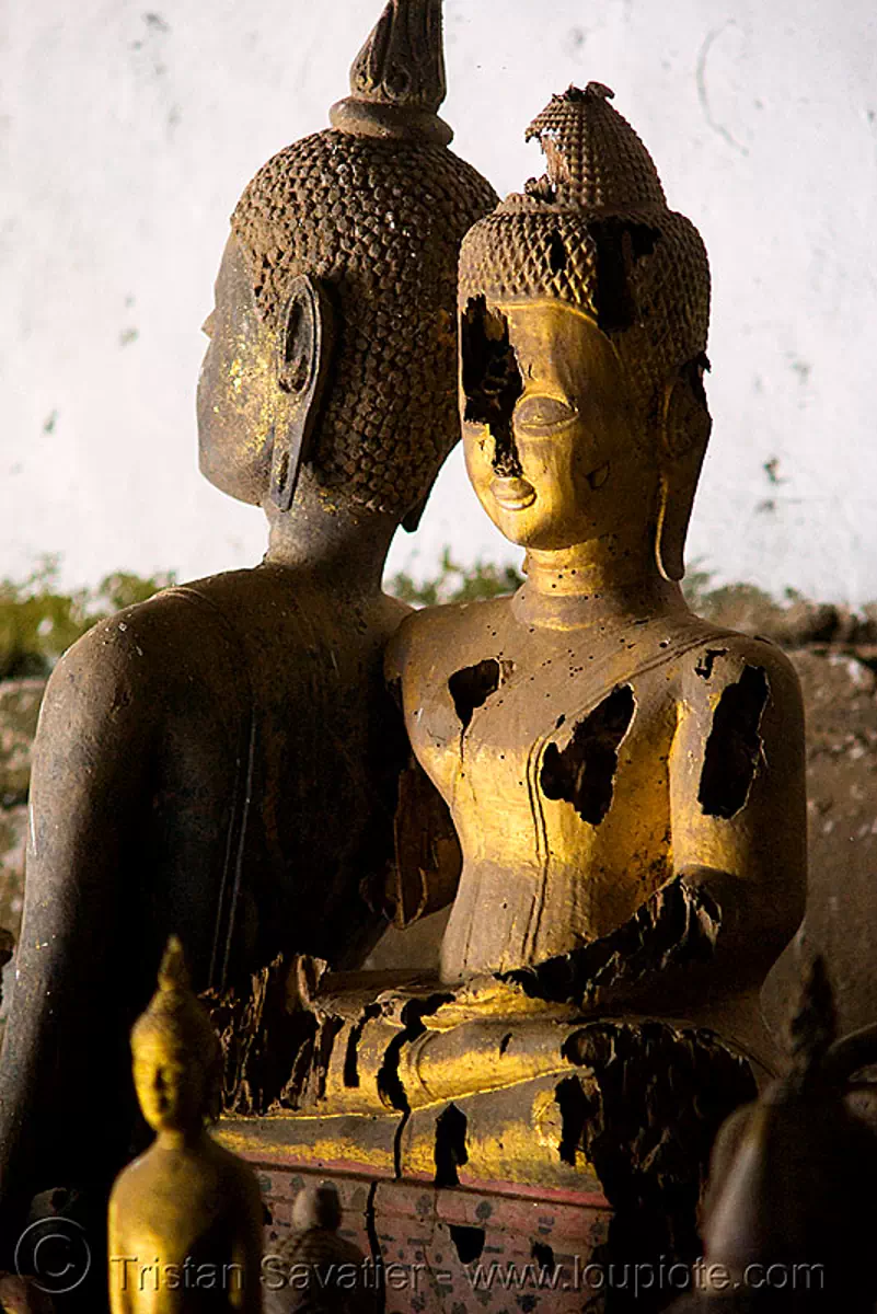 old damaged buddha statues - lower pak ou cave near luang prabang (laos), buddha images, buddhism, caving, natural cave, pak ou caves temples, sculpture, spelunking, statue, stock photo
