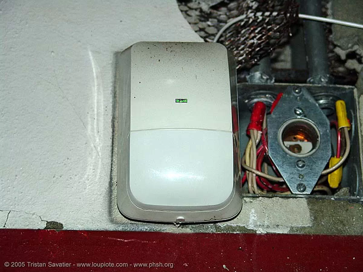 alarm-sensor - abandoned hospital (presidio, san francisco) - phsh, abandoned building, decay, presidio hospital, presidio landmark apartments, trespassing, urban exploration, stock photo