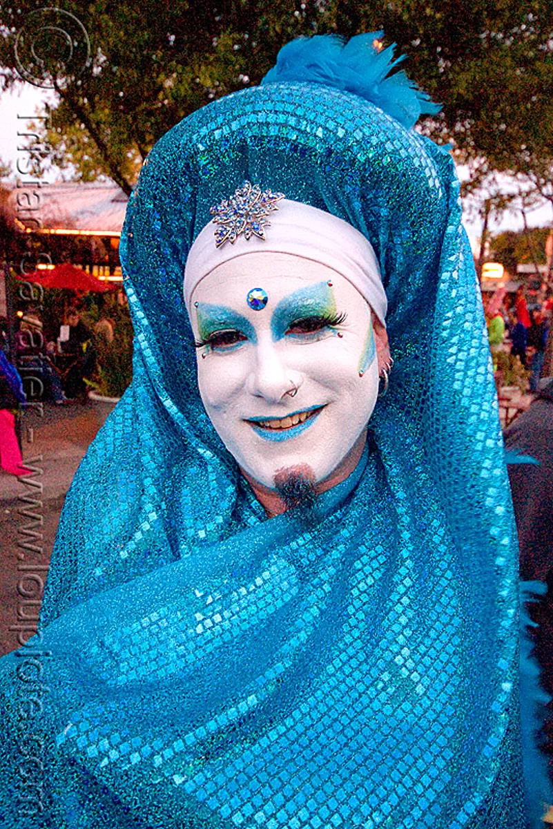 the sisters of perpetual indulgence - sister glo euro N'wei from the abbey of st joan, blue, drag, easter, man, nun, sister glo euro n'wei, white makeup, stock photo