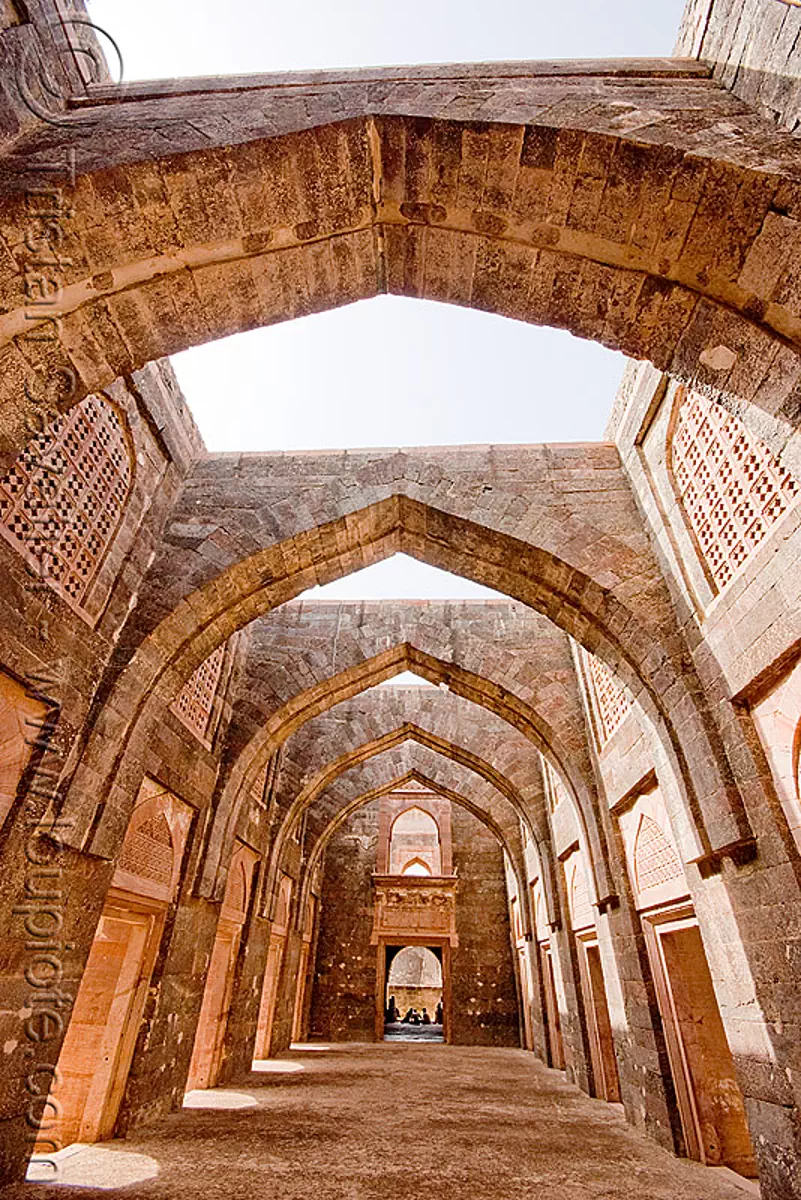 vaults in palace ruin - mandu (india), arches, architecture, building, mandav, ruins, stone