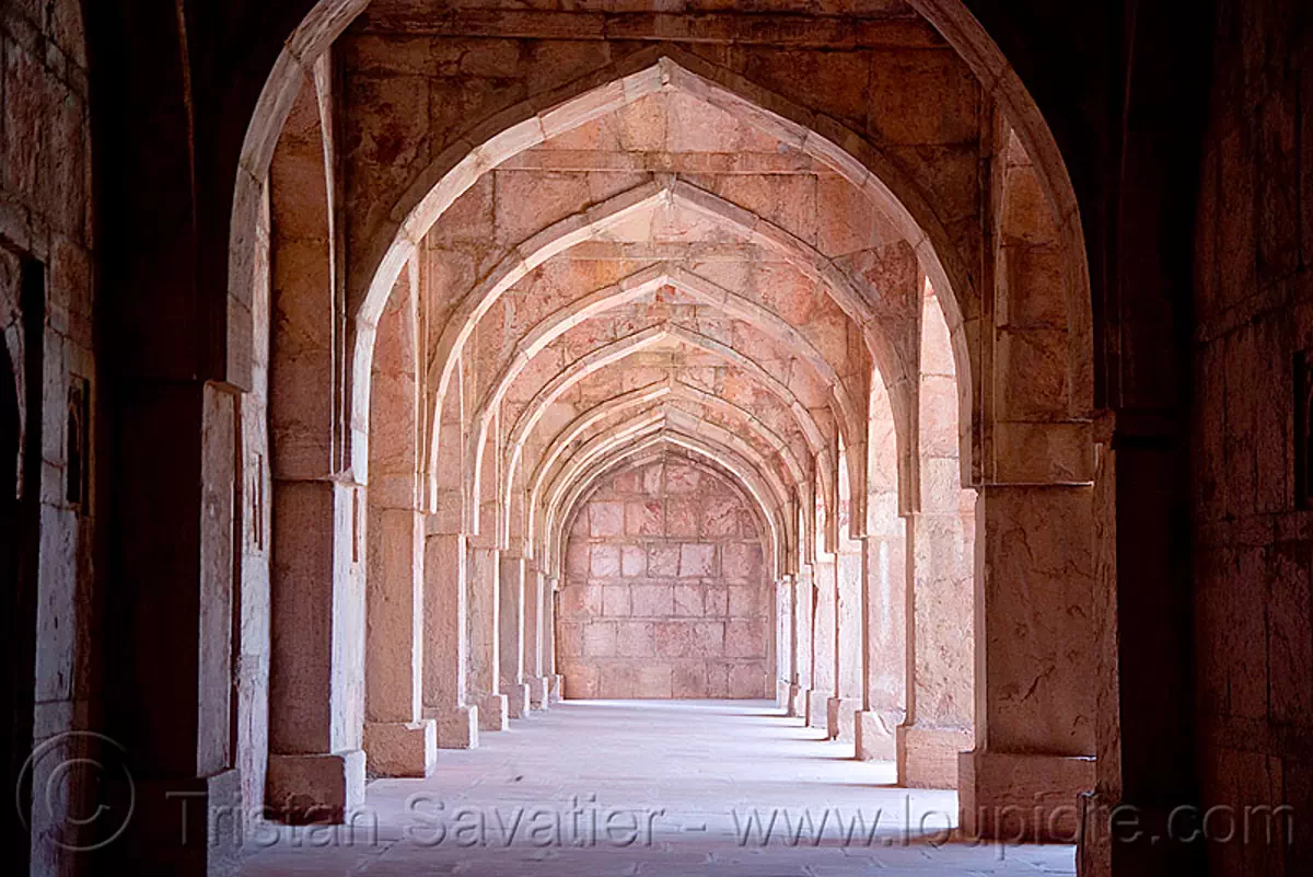 stone vaults - palace ruins - mandu (india), architecture, mandav, perspective, vanishing point, stock photo