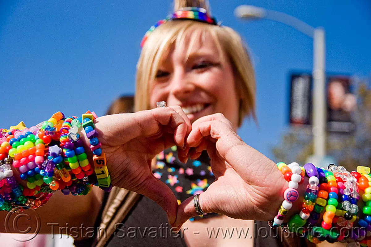 kandi kid making a heart, beads, bracelets, cuffs, festival, jennifer, kandi raver, love fest, lovevolution, plur