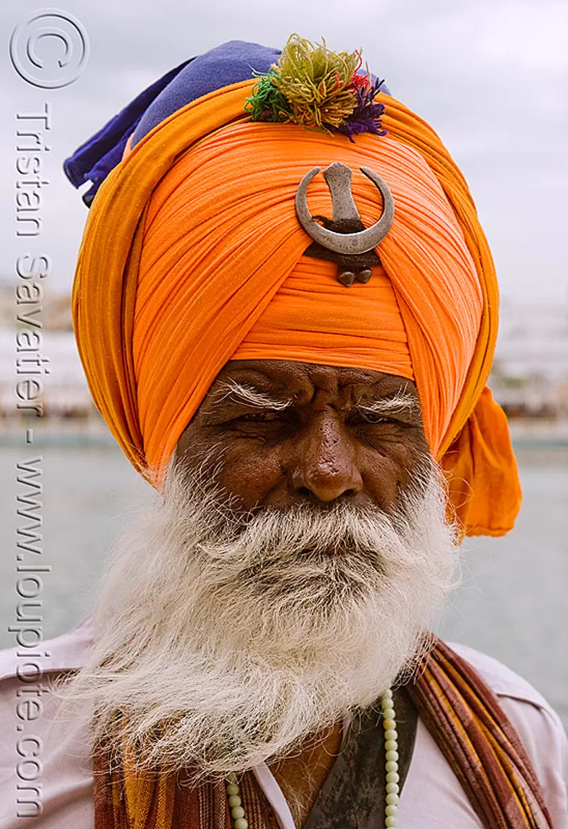 sikh - nihang singh at the golden temple - amritsar (india), bearded, guardian, gurdwara, old man, panjab, penjab, punjab, sikhism, soldier, warrior, white beard