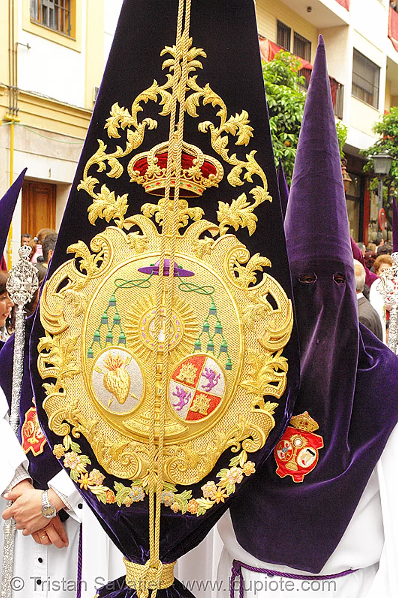 hermandad de los gitanos - semana santa en sevilla, andaluc&iacute;a, candles, capirotes, cofrad&iacute;a, easter, espa&ntilde;a, nazarenos, parade, procesi&oacute;n, procession, religion, spain
