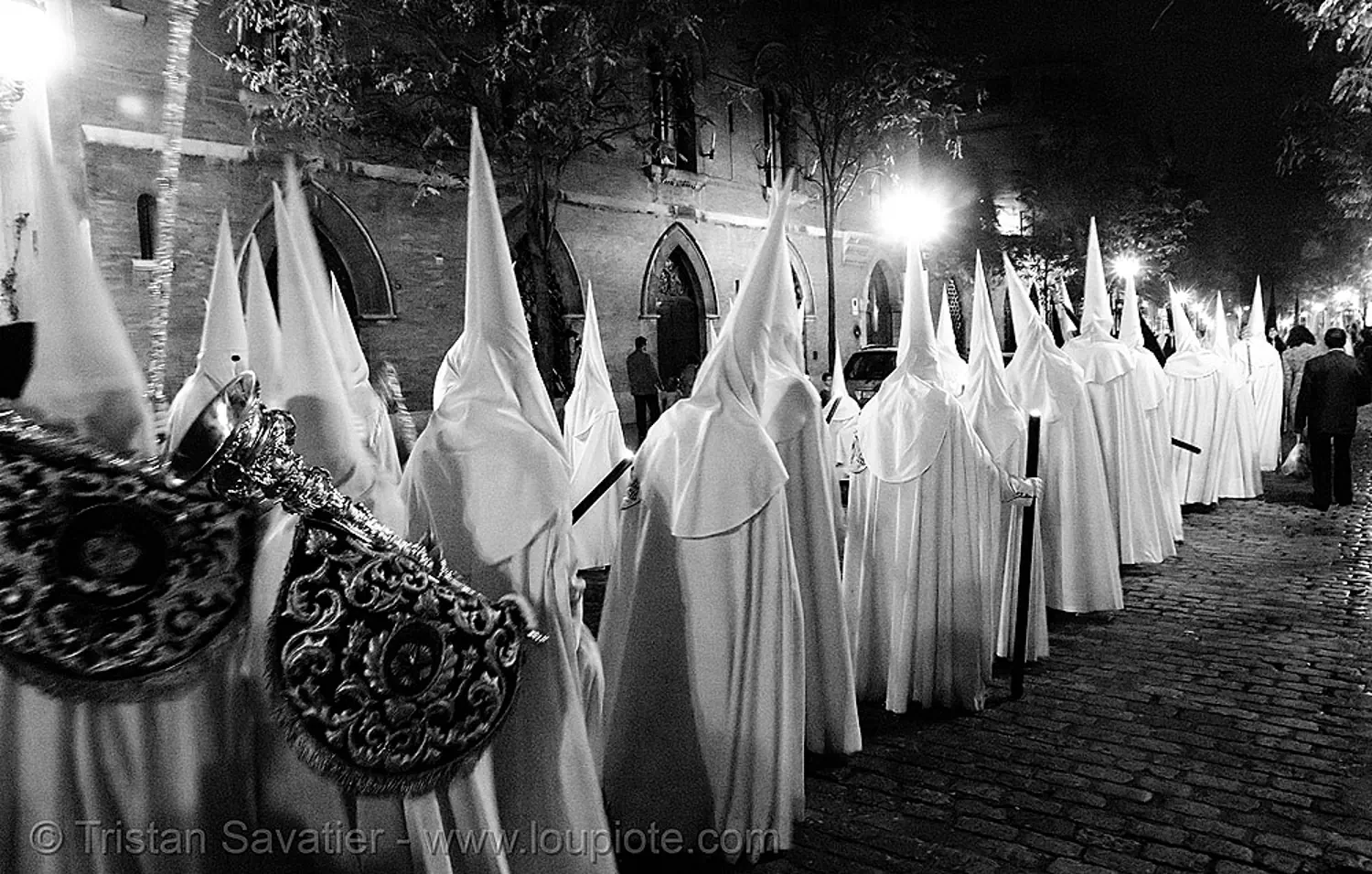 hermandad de la resurrecci&oacute;n - semana santa en sevilla, andaluc&iacute;a, candles, capirotes, cofrad&iacute;a, easter, espa&ntilde;a, hermandad de la resurrecci&oacute;n, nazarenos, night, parade, procesi&oacute;n, procession, religion, spain, stock photo