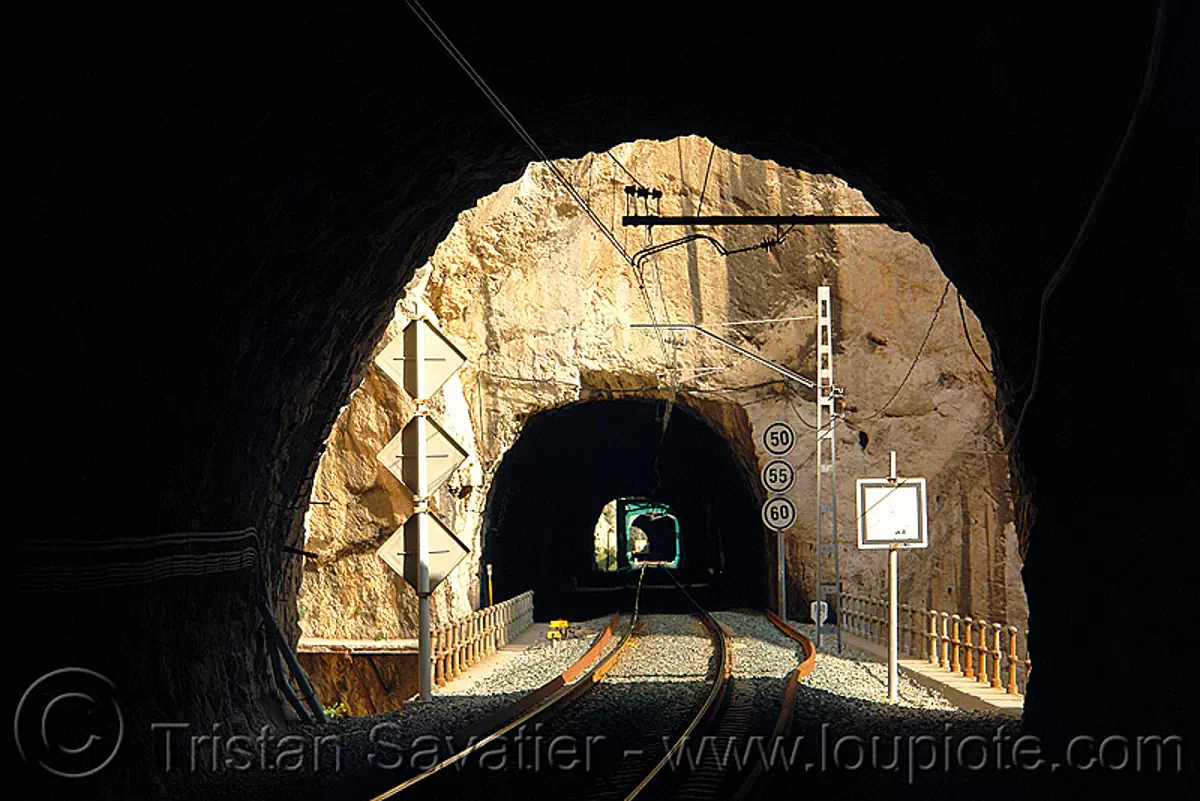 train tunnels, caminito del rey, camino del rey, desfiladero de los gaitanes, el chorro, railroad, railway, signs, spain, train tunnel