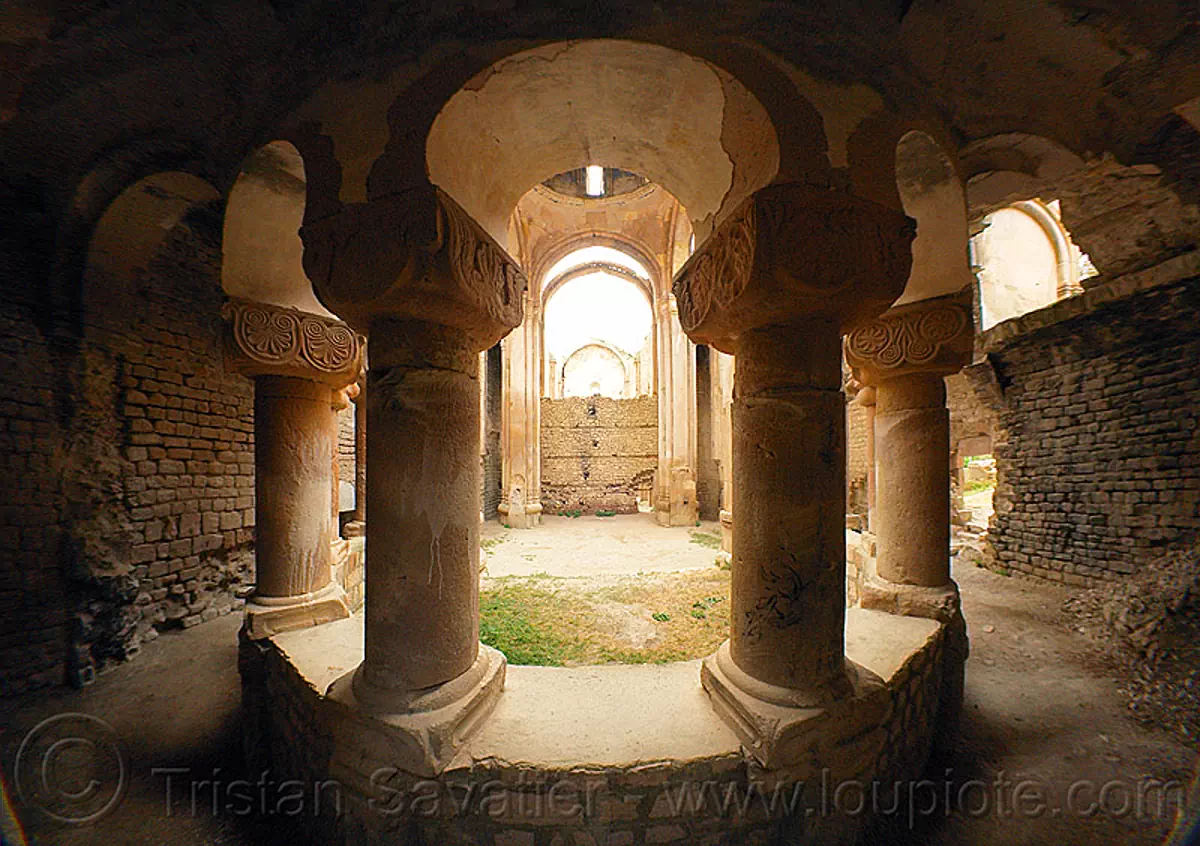 Işhan monastery - georgian church ruin (turkey), byzantine architecture, columns, fisheye, ishan monastery, işhan church, nave, orthodox christian, religion, ruins, turkey country