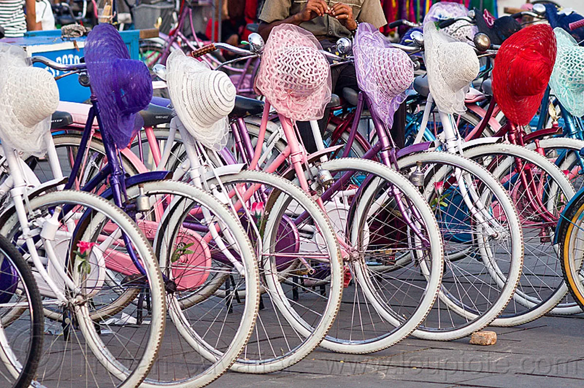 bicycle and hat rental, bicycle rentals, bicycles, bikes, eid ul-fitr, fatahillah square, hats, jakarta, java, taman fatahillah