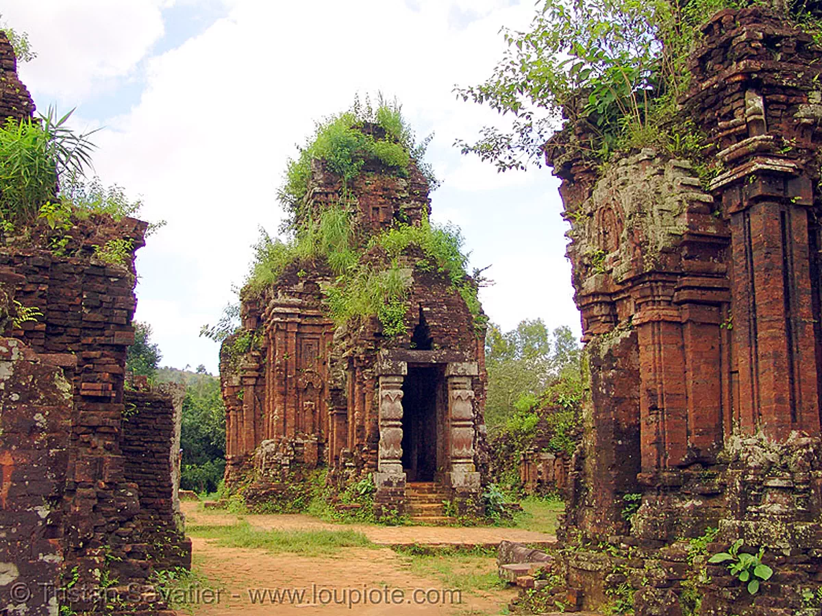 Mỹ Sơn cham sanctuary (hoi an) - vietnam, cham temples, cham towers, my son, mỹ sơn, ruines, stock photo