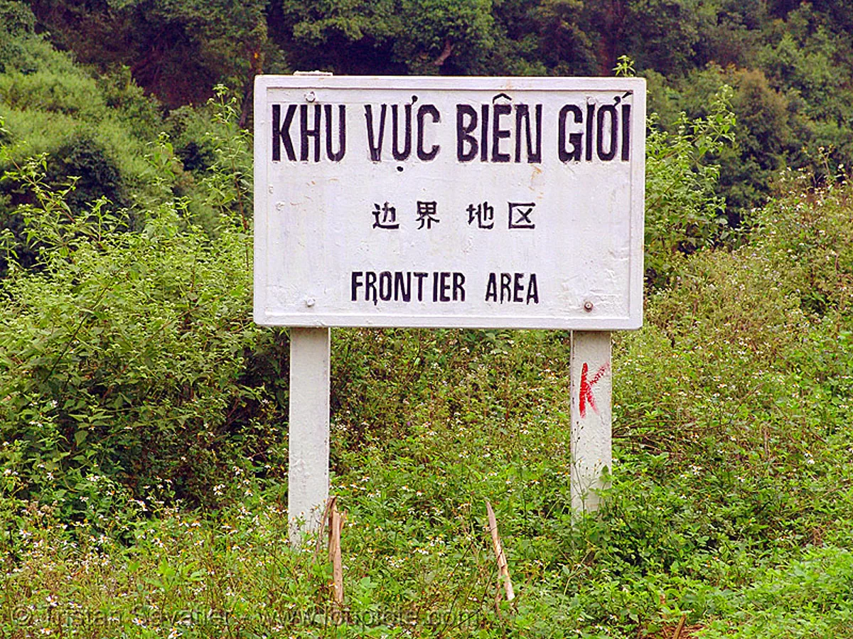 chinese border - frontier area sign - khu vực bi&ecirc;n giới - vietnam, border area, china-vietnam border, khu vực bi&ecirc;n giới, vietnam-china border, stock photo