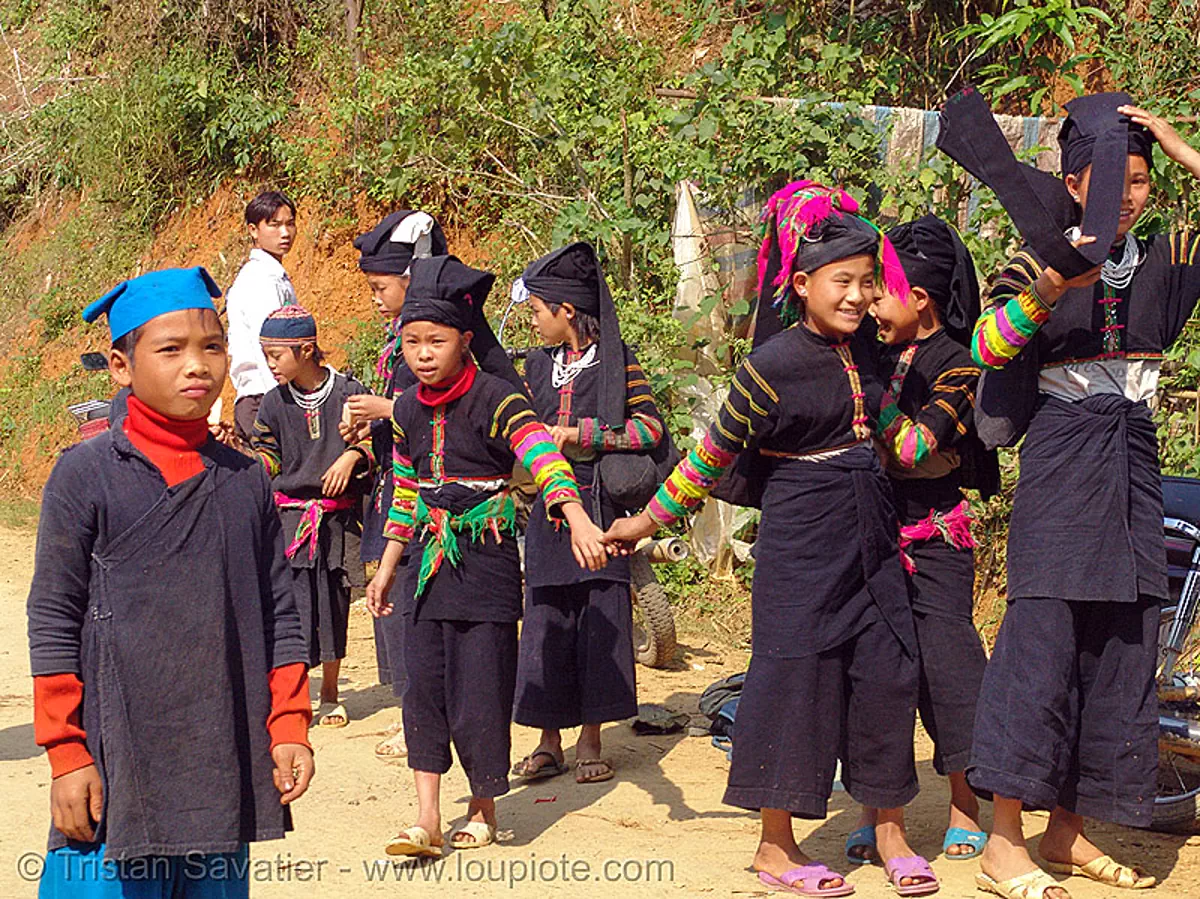 "lo lo den" tribe kids - vietnam, black lo lo tribe, children, girls, hill tribes, lo lo den tribe, tribe girl, stock photo