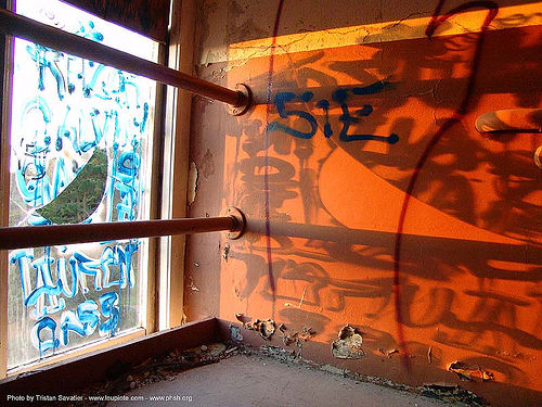 graffiti window