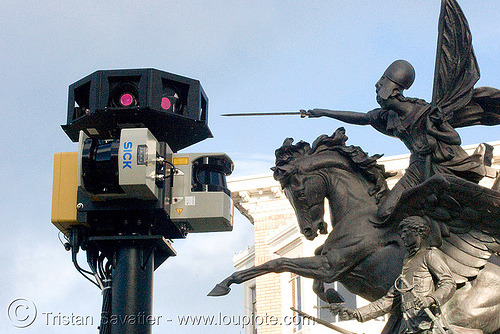 googlenetta - the eight cameras and sick sensors on a car used by google for google maps street view (san francisco)