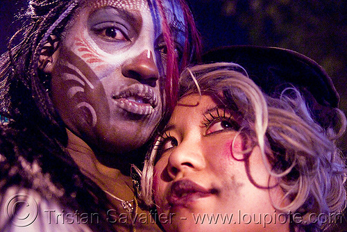 white airbrush stencil skull face paint - girls - dia de los muertos - halloween (san francisco) - makay