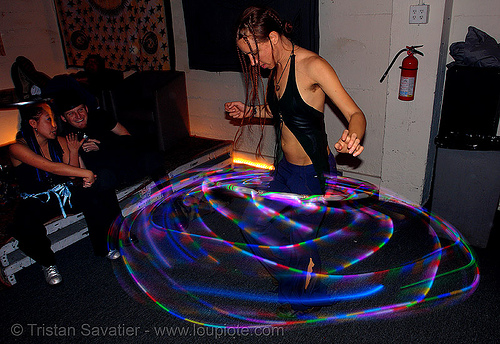 tamara spinning a LED hula hoop (san francisco)