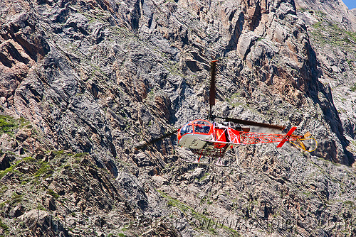 cheetah (lama) helicopter used by rich pilgrims - amarnath yatra (pilgrimage) - indian-administered kashmir