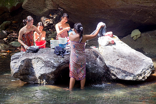 Laundry Women