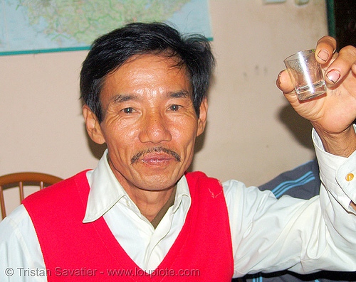 dog - cheers! - Rượu đế - thịt ch&oacute; - eating dog meat