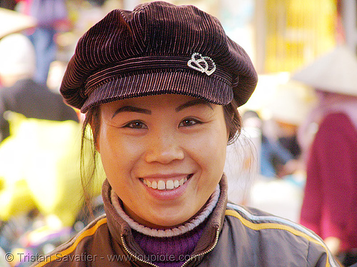 woman selling dog meat - thịt ch&oacute; - eating dog meat - vietnam