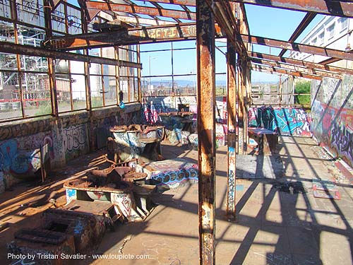 abandoned industrial area (san francisco), graffiti, trespassing