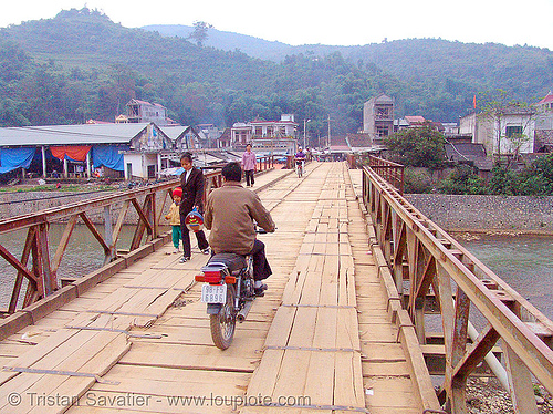 bảo lạc bridge - vietnam, bảo lạc, hill tribes, indigenous, motorcycle, rider, riding, river, road, single-lane bridge