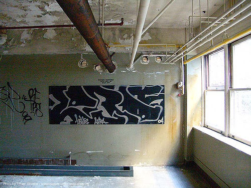 basement - abandoned hospital (presidio, san francisco), abandoned building, abandoned hospital, graffiti, presidio hospital, presidio landmark apartments, trespassing