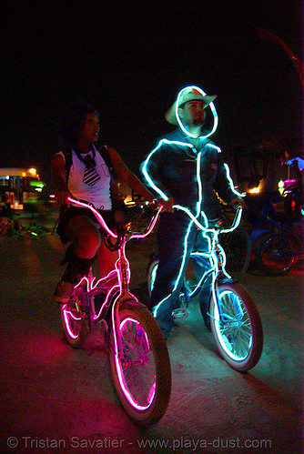 burning man - bicycles with el-wire, burning man at night, el-wire costumes, electroluminescent wire, glowing