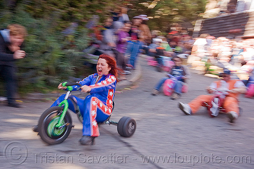 byobw - "bring your own big wheel" race - toy tricycles (san francisco), big wheel, byobw 2011, drift trikes, moving fast, potrero hill, race, readhead, speed, speeding, toy tricycle, toy trike, trike-drifting, woman