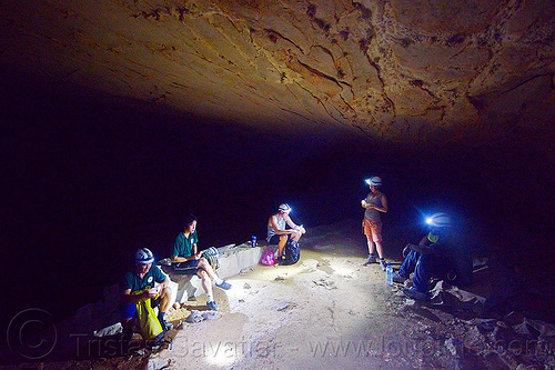 caving in mulu - clearwater cave (borneo), borneo, cavers, caving, clearwater cave system, clearwater connection, gunung mulu national park, malaysia, natural cave, roland, spelunkers, spelunking
