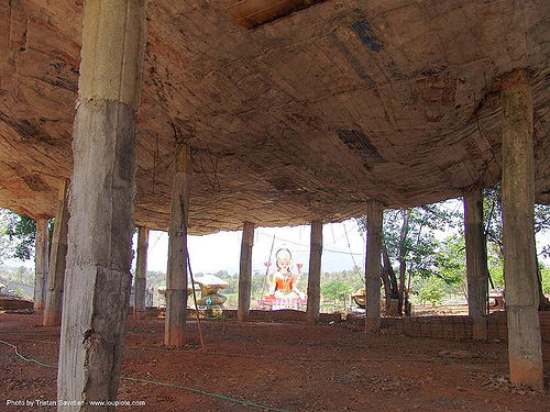 concrete roof and pillars - hindu park near phu ruea, west of loei (thailand), concrete, hindu, hinduism, pillars, roof