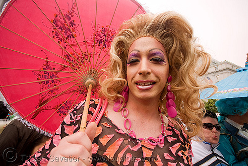 drag queen - gay pride (san francisco), crossdressing, drag queen, gay pride 2008, gay pride festival, guy, man, transvestite, umbrella