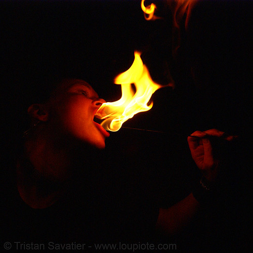 eating fire (san francisco), eating fire, fire dancer, fire dancing, fire eater, fire eating, fire performer, fire spinning, night, spinning fire