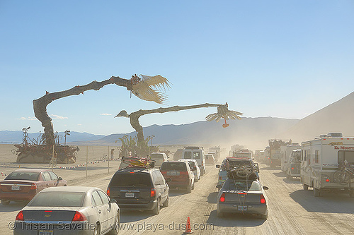 exodus - venus fly trap - giant flower - burning man 2006, art car, burning man art cars, fear trap, giant flower, miracle grow, mutant vehicles, venus fly trap