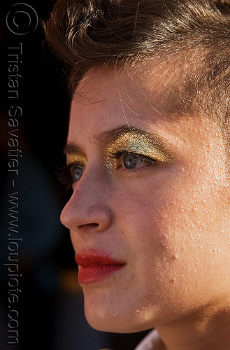 folsom street fair 2008 (san francisco), golden color, makeup, woman