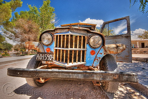 front of an old jeep - hdr, 4x4, a015904, all-terrain, argentina, bald tire, car grill, classic car, front bumper, grill guard, headlights, lorry, molinos, noroeste argentino, old, pickup truck, rusty, willy's jeep