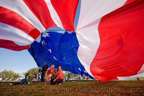 giant american flag - dolores park (san francisco), american flag, children, giant flag, kid, the flag project, us flag