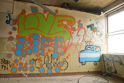 graffiti - abandoned hospital (presidio, san francisco), abandoned building, abandoned hospital, graffiti, love, presidio hospital, presidio landmark apartments, trespassing