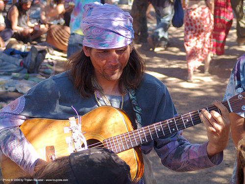 guitar-player - rainbow gathering - hippie, guitar player, hippie