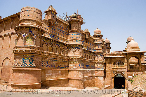gwalior fort - mansingh palace, architecture, fort, fortifications, fortified wall, fortress, gwalior, mansingh palace, towers, ग्वालियर क़िला
