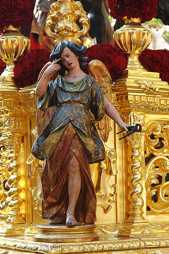 hermandad de la exaltación - angel statue on the paso de cristo - semana santa en sevilla, easter, float, hermandad de la exaltación, paso de cristo, sacred art, semana santa, sevilla