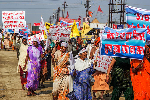 hindu devotees in street demonstration against dams and hydro projects on ganges river (india), crowd, demonstration, hindu pilgrimage, hinduism, kumbh mela, protest, signs