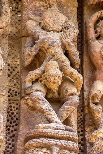 hindu erotic sculpture - maithuna - konark sun temple (india), erotic sculptures, erotic stone carving, hindu temple, hinduism, konark sun temple, maithuna