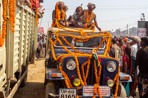 hindu holy men on top of decorated jeep - kumbh mela (india), beard, car, crowd, decorated, float, gurus, hindu pilgrimage, hinduism, jeep, kumbh maha snan, kumbh mela, mauni amavasya, men, parade