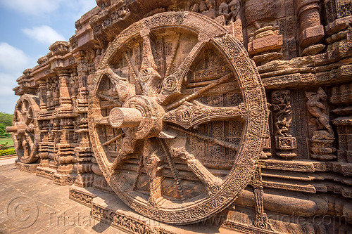 hindu stone wheels - konark sun temple (india), hindu temple, hinduism, konark sun temple, sculptures, stone wheels