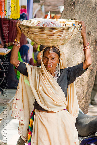 hindu woman carrying basket on head (india), basket, carrying on the head, indian woman, rattan, sailana, saree, sari