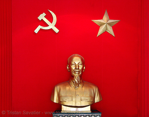 ho chi minh monument - vietnam, army museum, bust, communism, golden color, hammer and sickle, hanoi, ho chi minh, monument, red, sculpture, star, statue